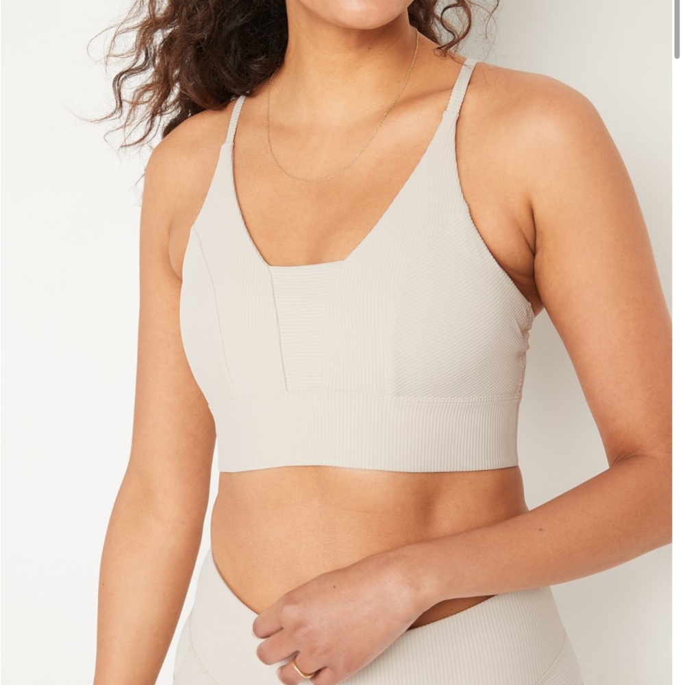Old Navy Women's Beige Ribbed Bra and leggings